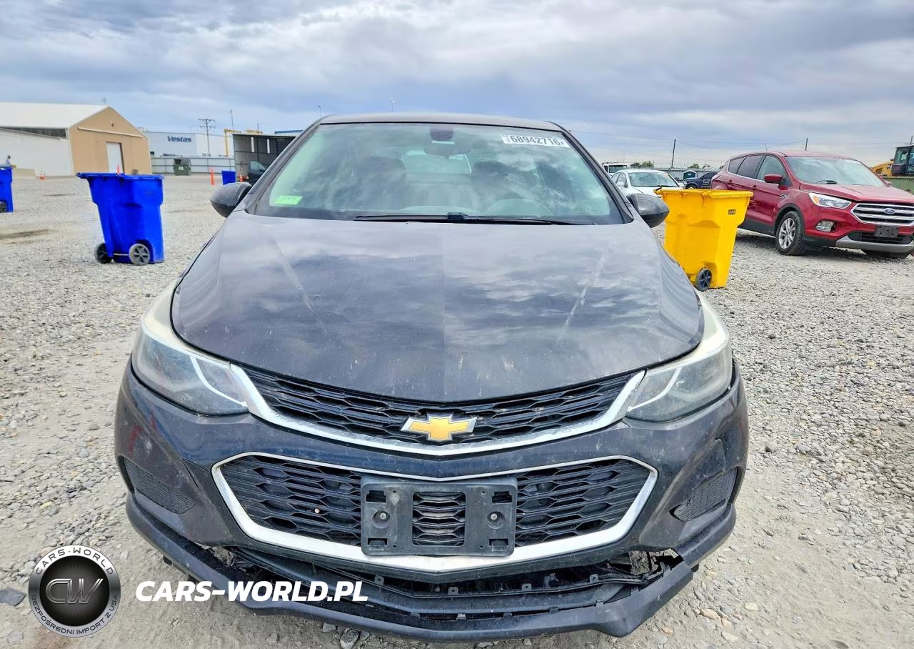 2017 Chevrolet Cruze Lt VIN:1G1BE5SMXH7238151 - 5