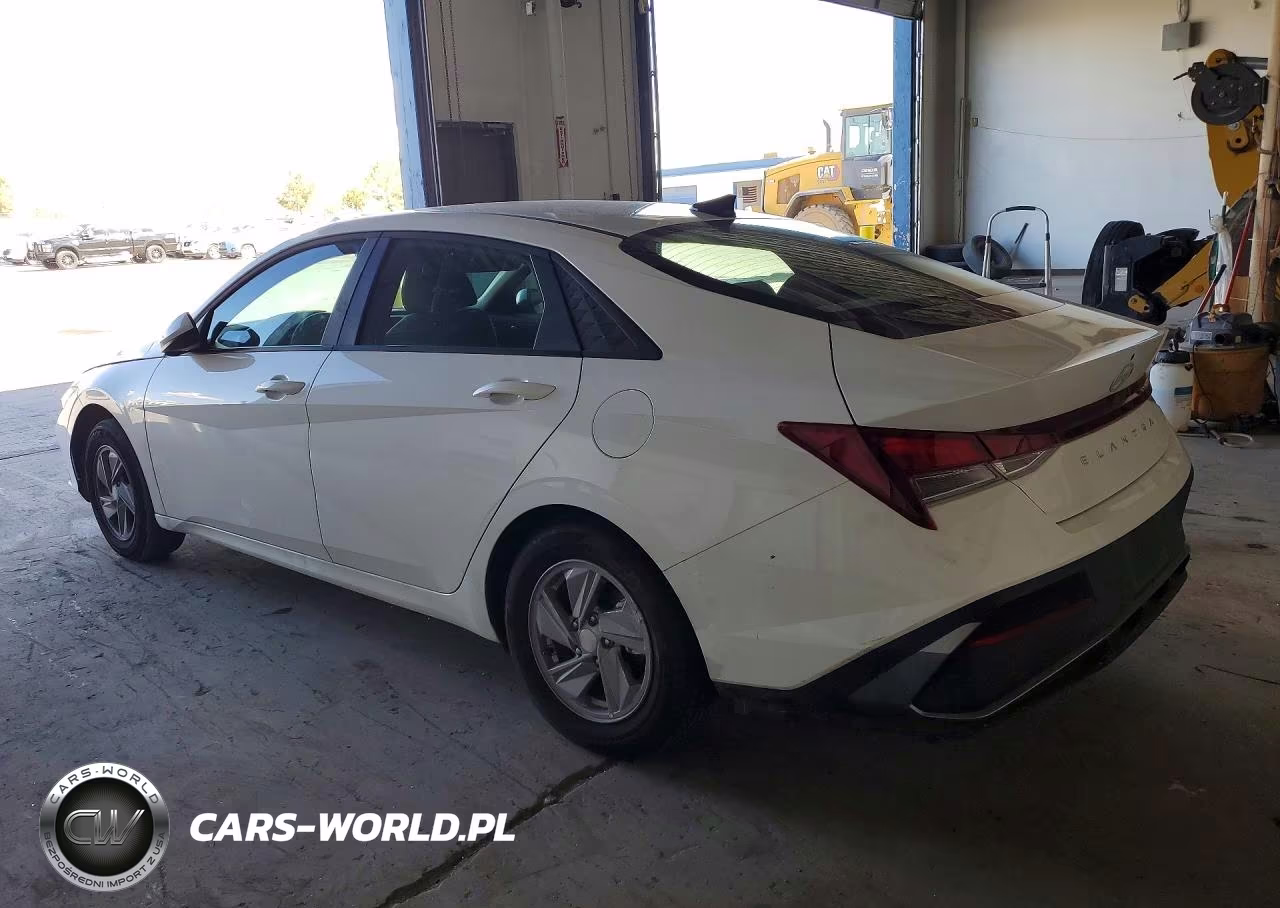 2026 Hyundai Elantra Se VIN:KMHLL4DG8TU165323 - 2