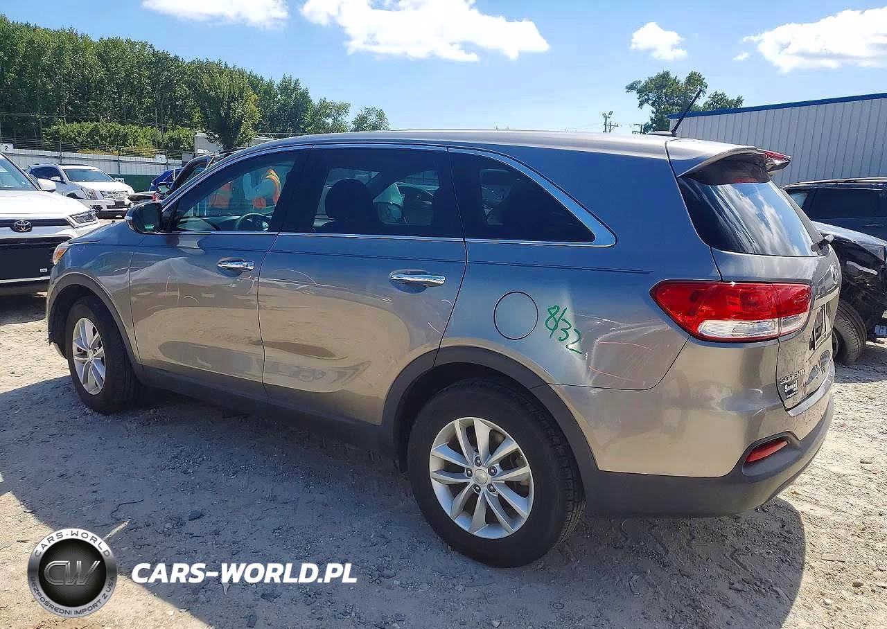 2018 Kia Sorento L VIN:5XYPG4A3XJG411668 - 2