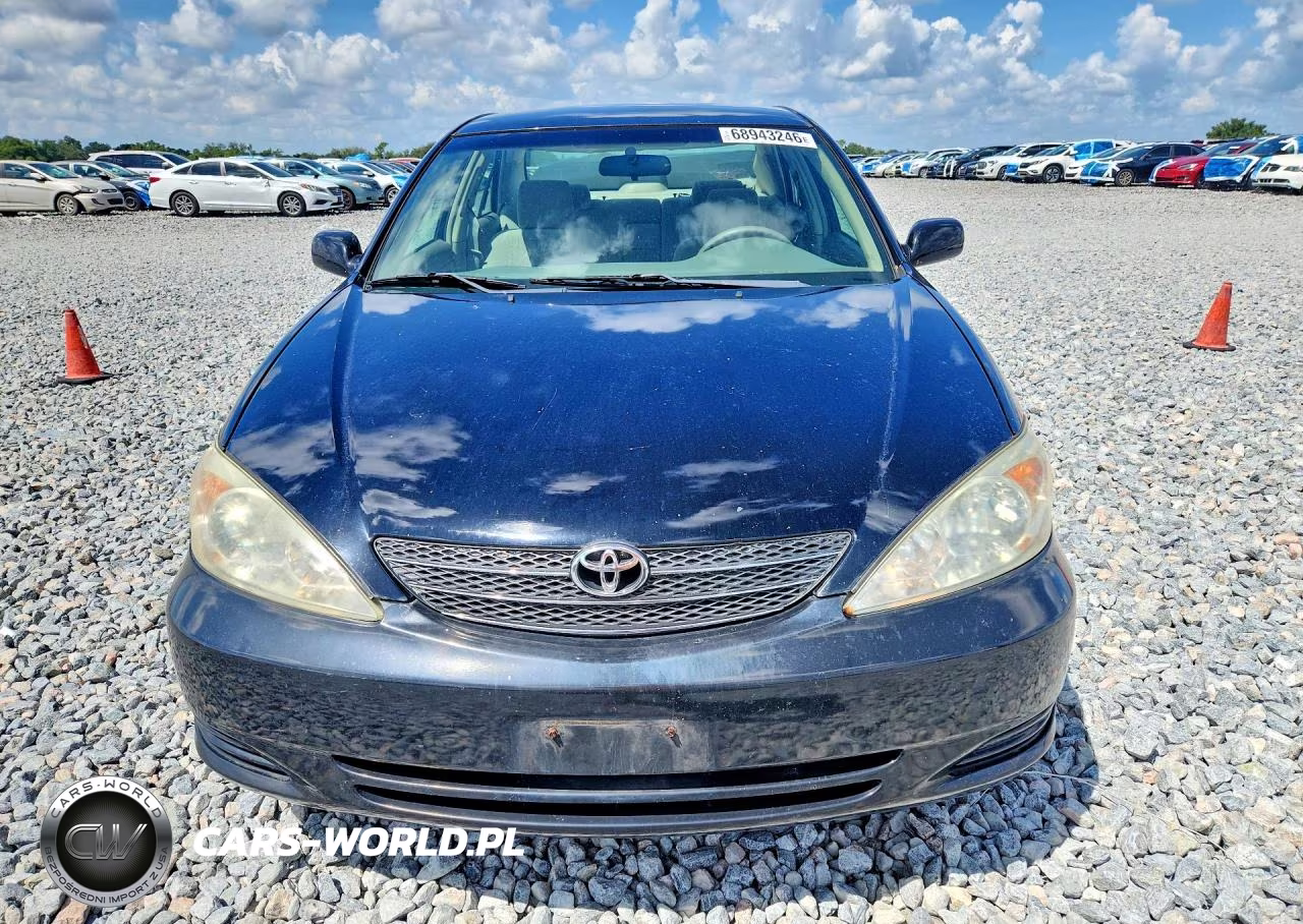 2003 Toyota Camry Le VIN:4T1BE30K73U158809 - 5