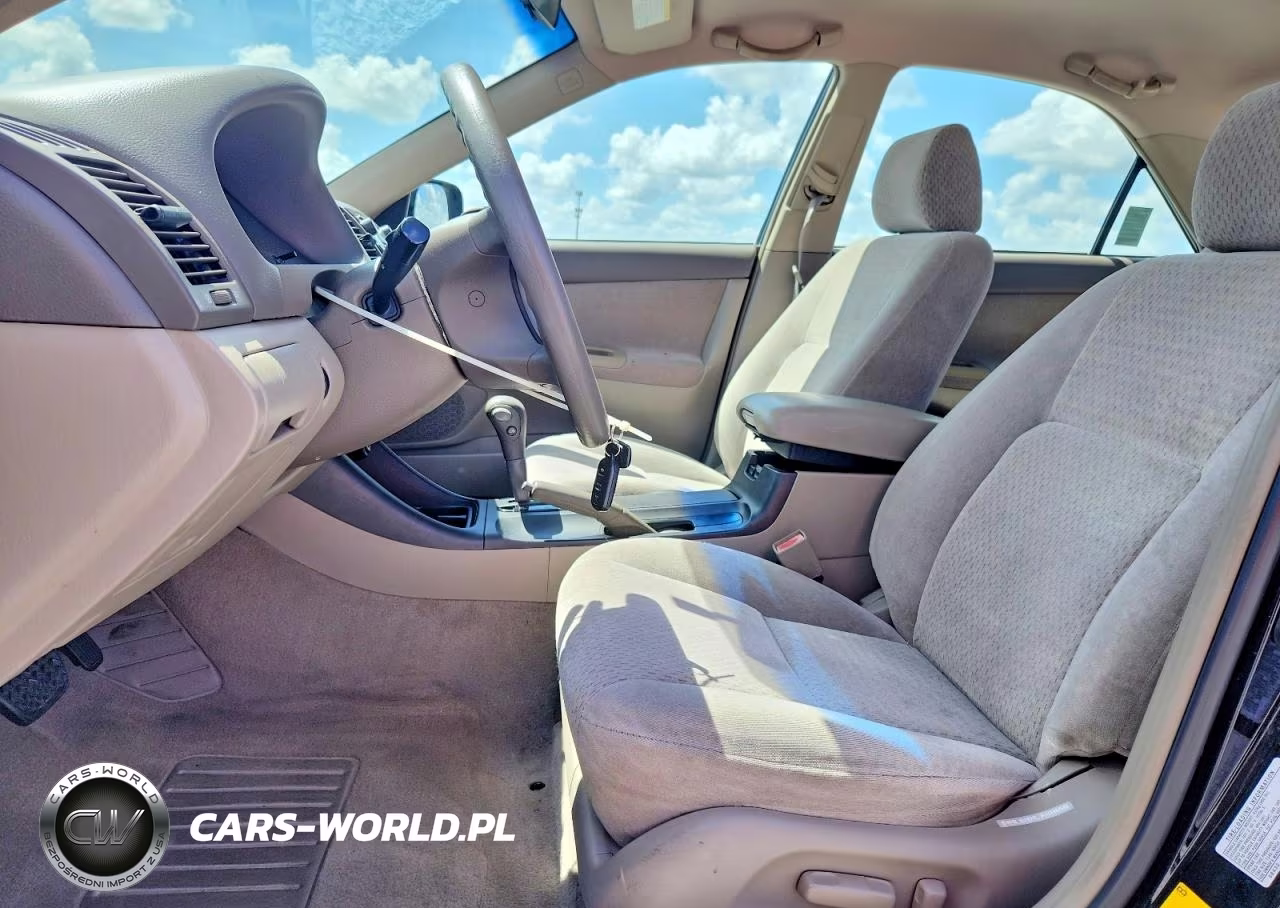 2003 Toyota Camry Le VIN:4T1BE30K73U158809 - 7