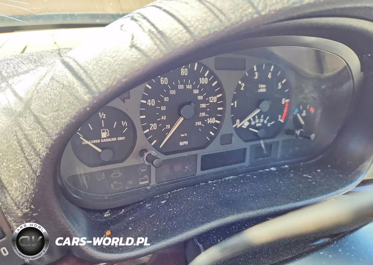 1999 BMW 323 I Automatic VIN:WBAAM3339XFP62862 - 9