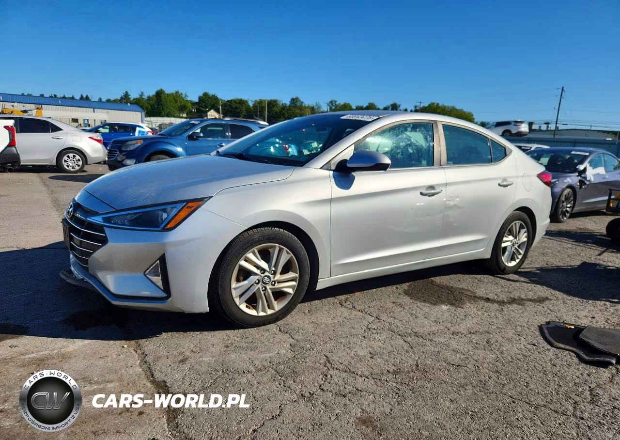 2019 Hyundai Elantra Sel VIN:5NPD84LFXKH403751 - 1
