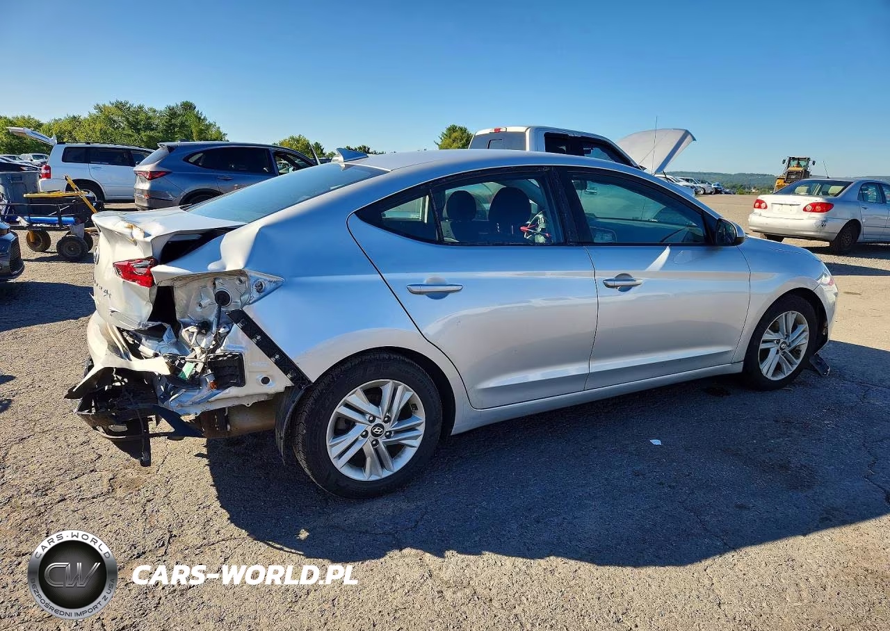 2019 Hyundai Elantra Sel VIN:5NPD84LFXKH403751 - 3
