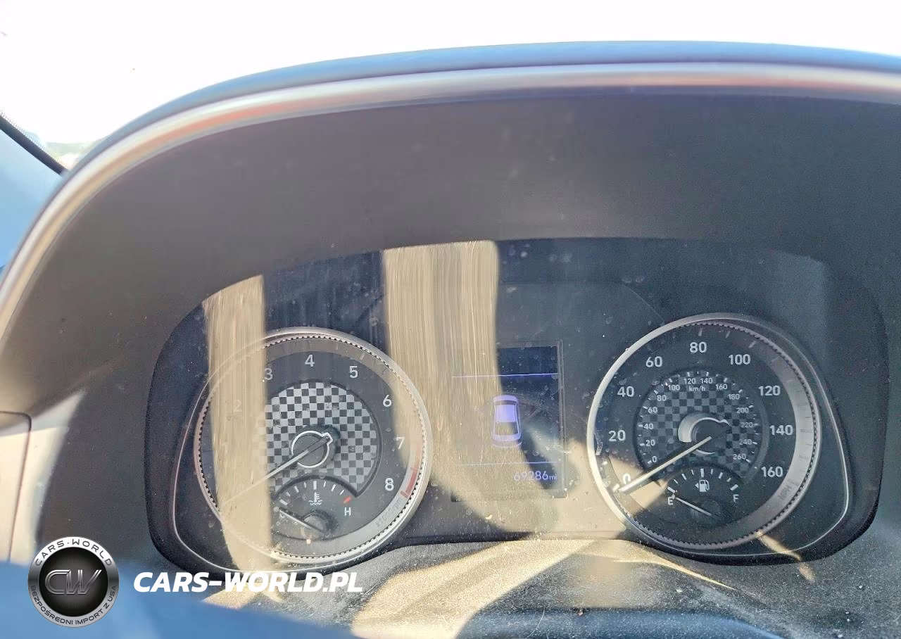 2019 Hyundai Elantra Sel VIN:5NPD84LFXKH403751 - 9
