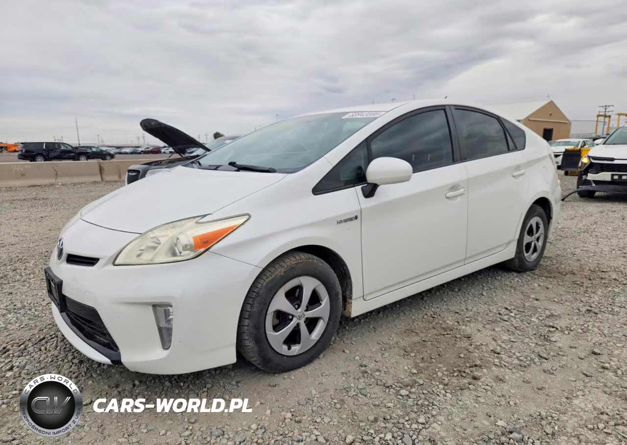 2013 Toyota Prius Two VIN:JTDKN3DU5D5664571 - 1