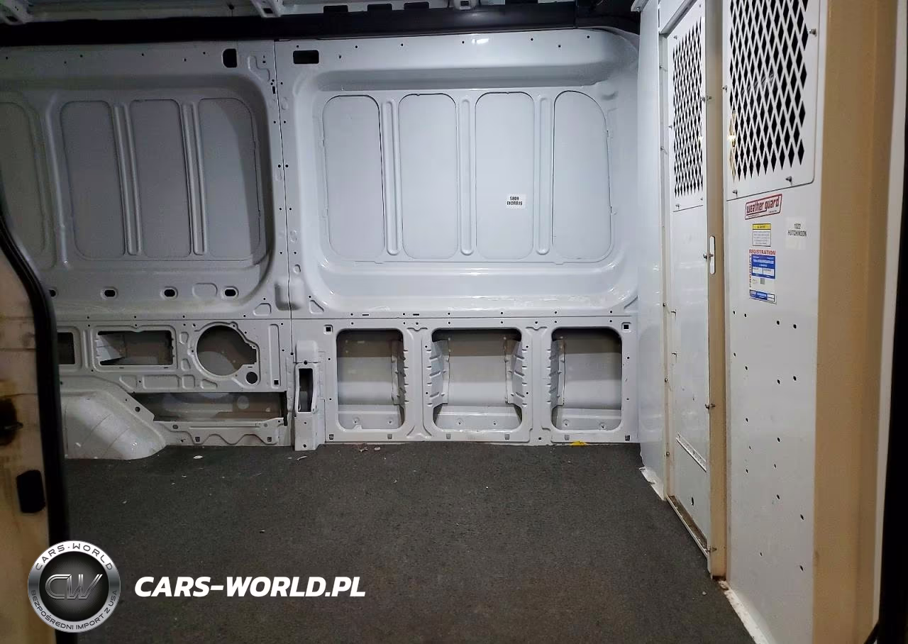 2023 Ford Transit 250 Delivery Van VIN:1FTBR1C8XPKA65569 - 11