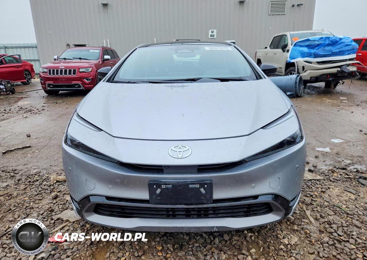 2026 Toyota Prius Limited VIN:JTDADABU8T3032079 - 5