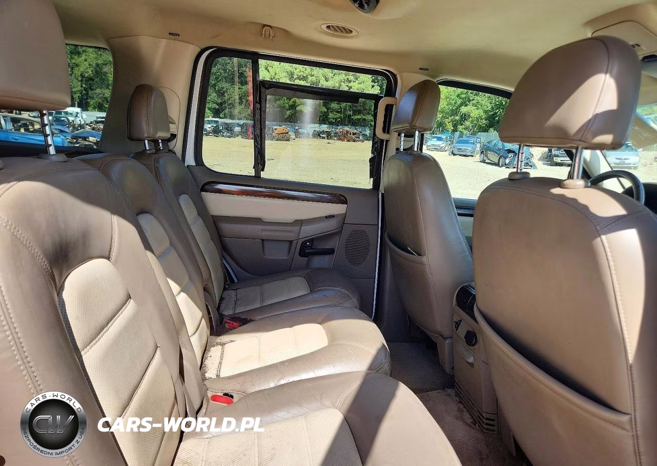 2002 Ford Explorer Eddie Bauer VIN:1FMDU74W02UB86627 - 11