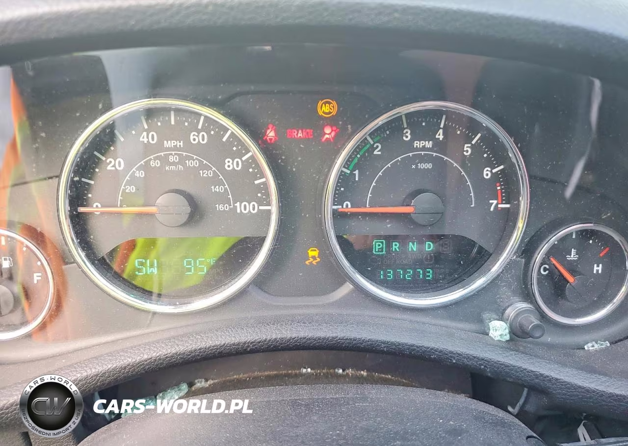 2012 Jeep Wrangler Sport VIN:1C4GJWAG6CL206954 - 9