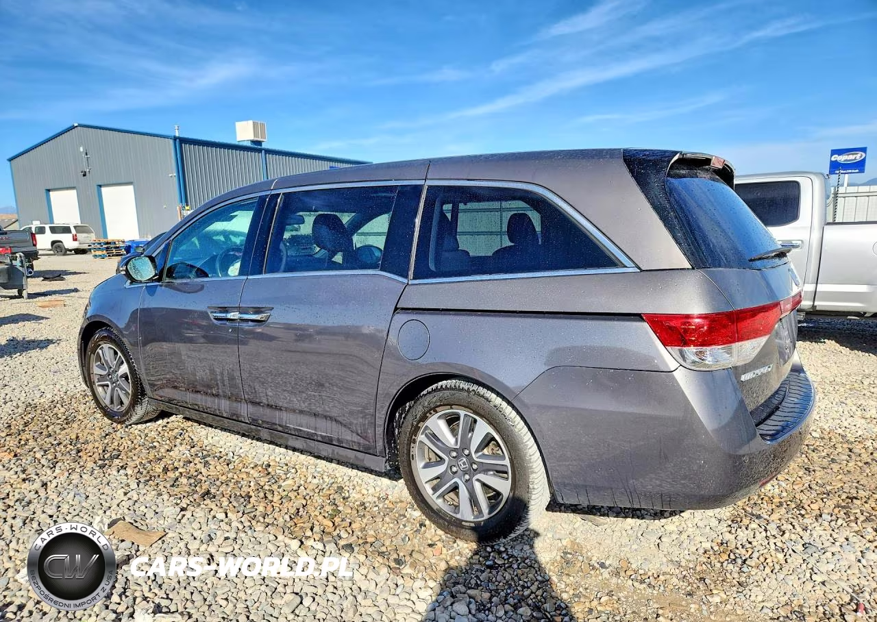 2015 Honda Odyssey Touring VIN:5FNRL5H99FB014343 - 2