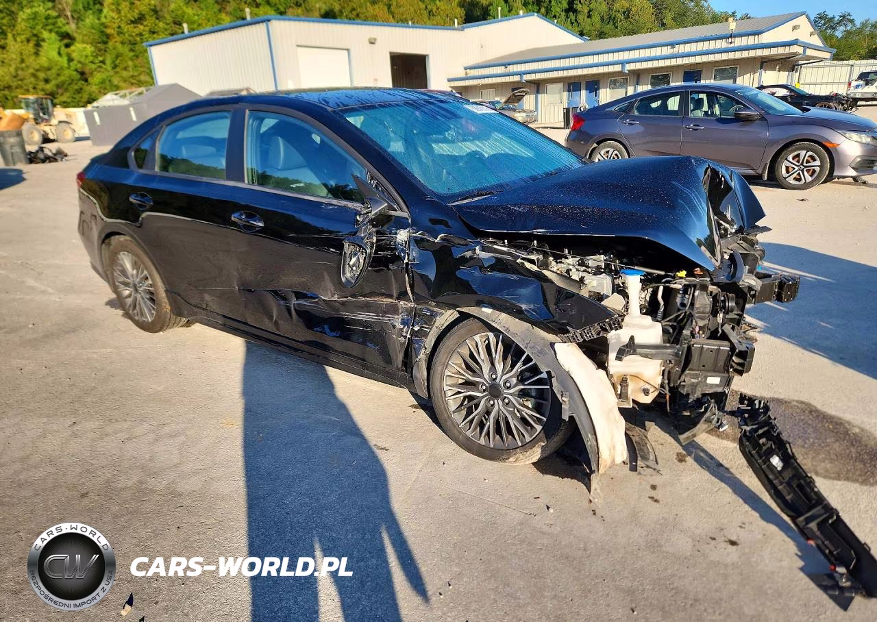 2024 Kia Forte Gt Line VIN:3KPF54AD1RE772516 - 4