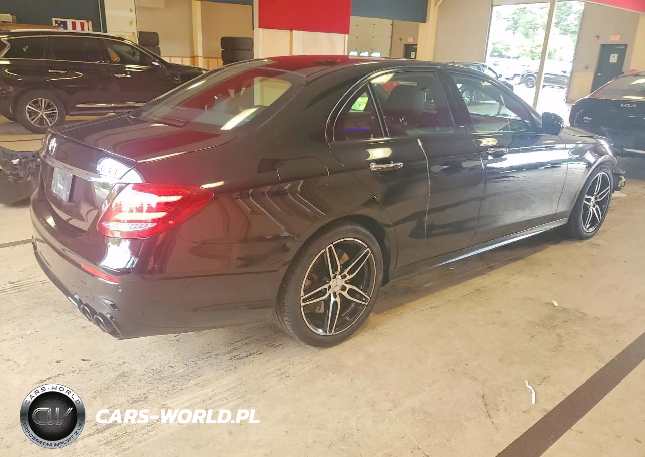 2020 Mercedes-Benz E Amg 53 4Matic VIN:WDDZF6BB1LA747439 - 3