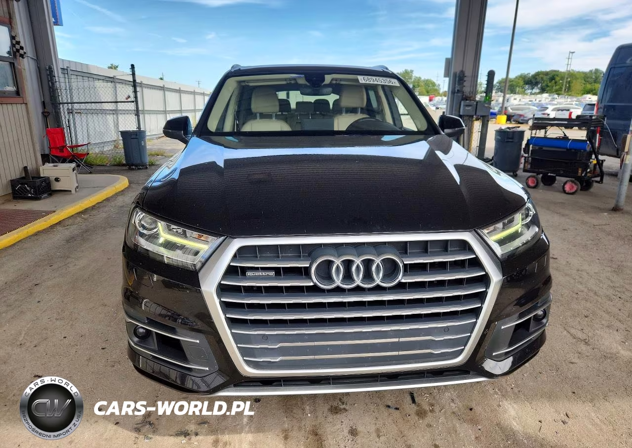 2018 Audi Q7 Premium Plus VIN:WA1LAAF77JD000506 - 5
