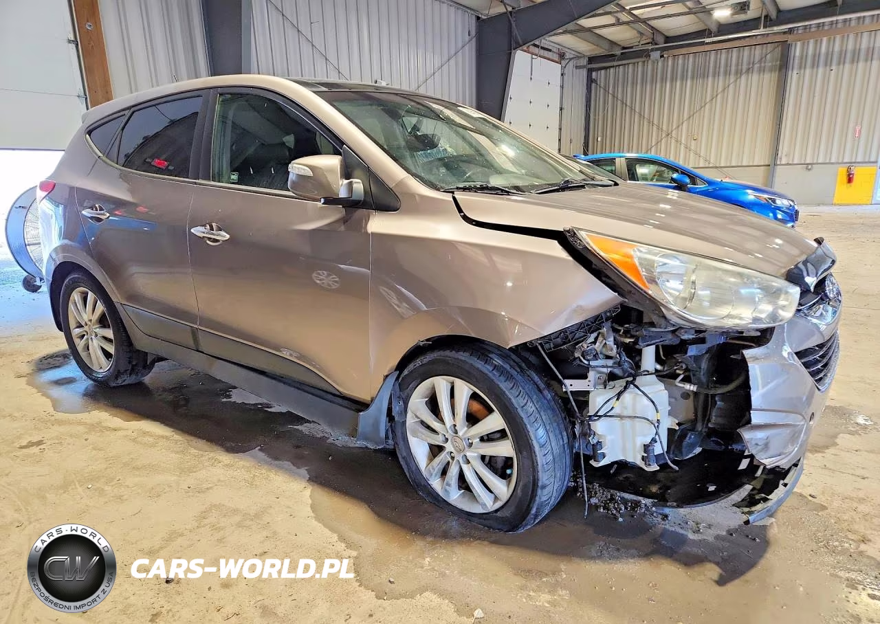 2012 Hyundai Tucson Limited VIN:KM8JUCAC1CU375682 - 4