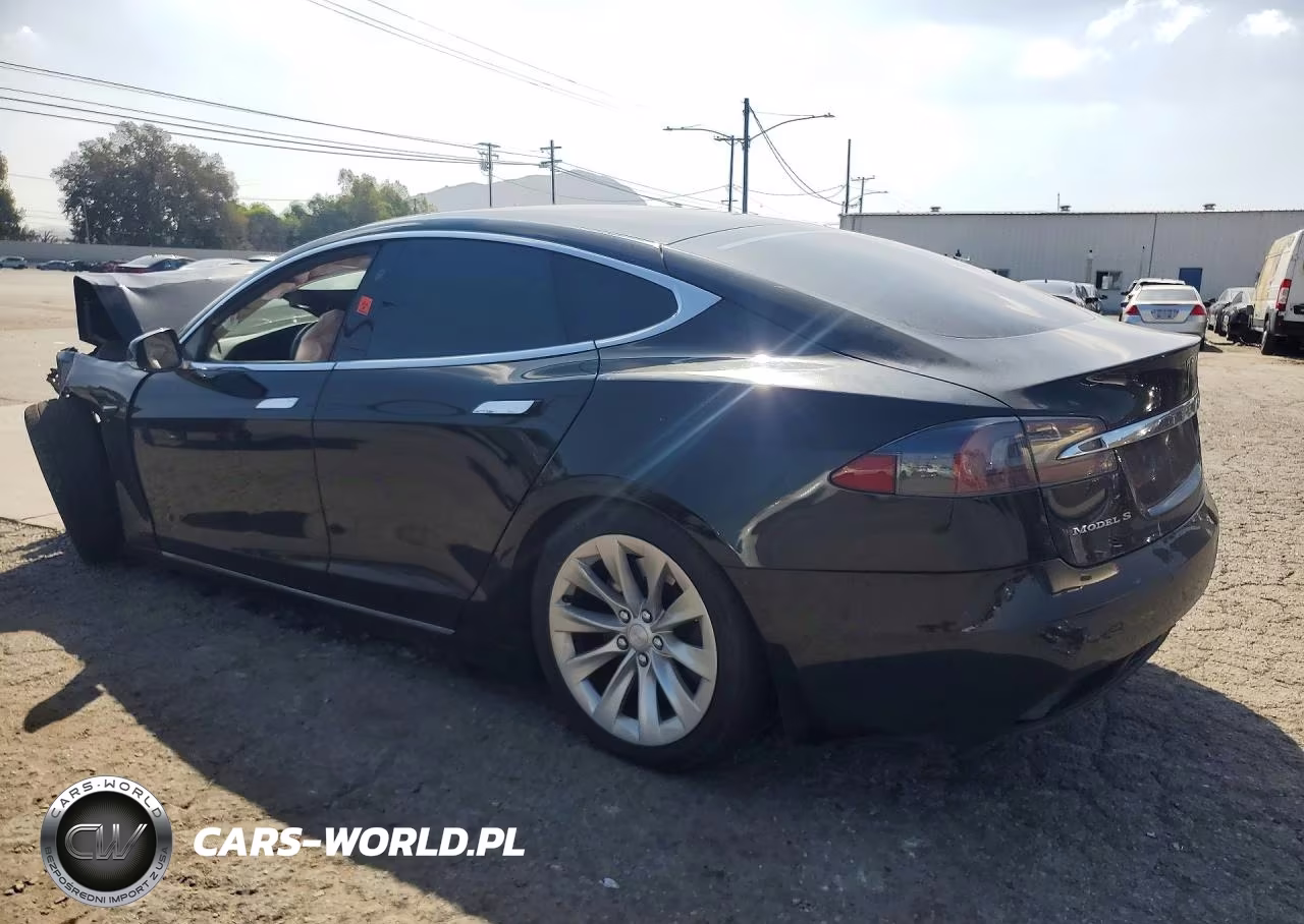 2018 Tesla Model S VIN:5YJSA1E22JF294929 - 2