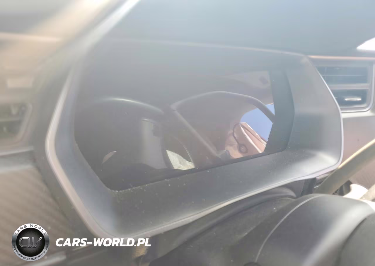 2018 Tesla Model S VIN:5YJSA1E22JF294929 - 9