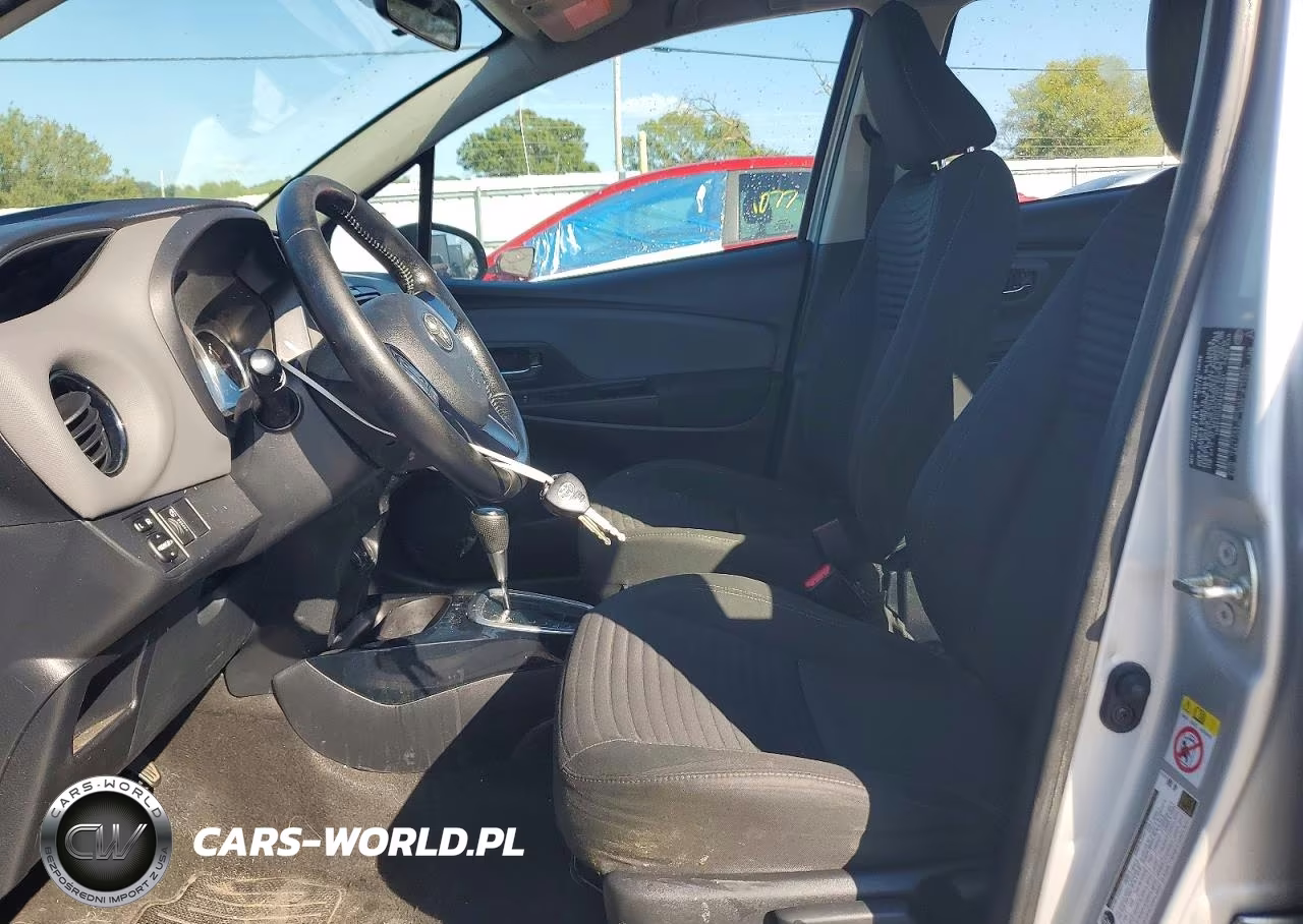 2016 Toyota Yaris 5-Door Se VIN:VNKKTUD33GA061401 - 7