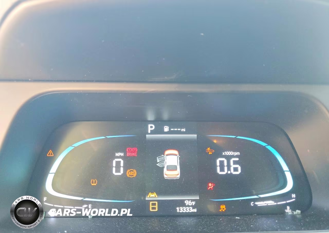 2026 Hyundai Elantra Sel Sport VIN:KMHLM4DG6TU161414 - 9