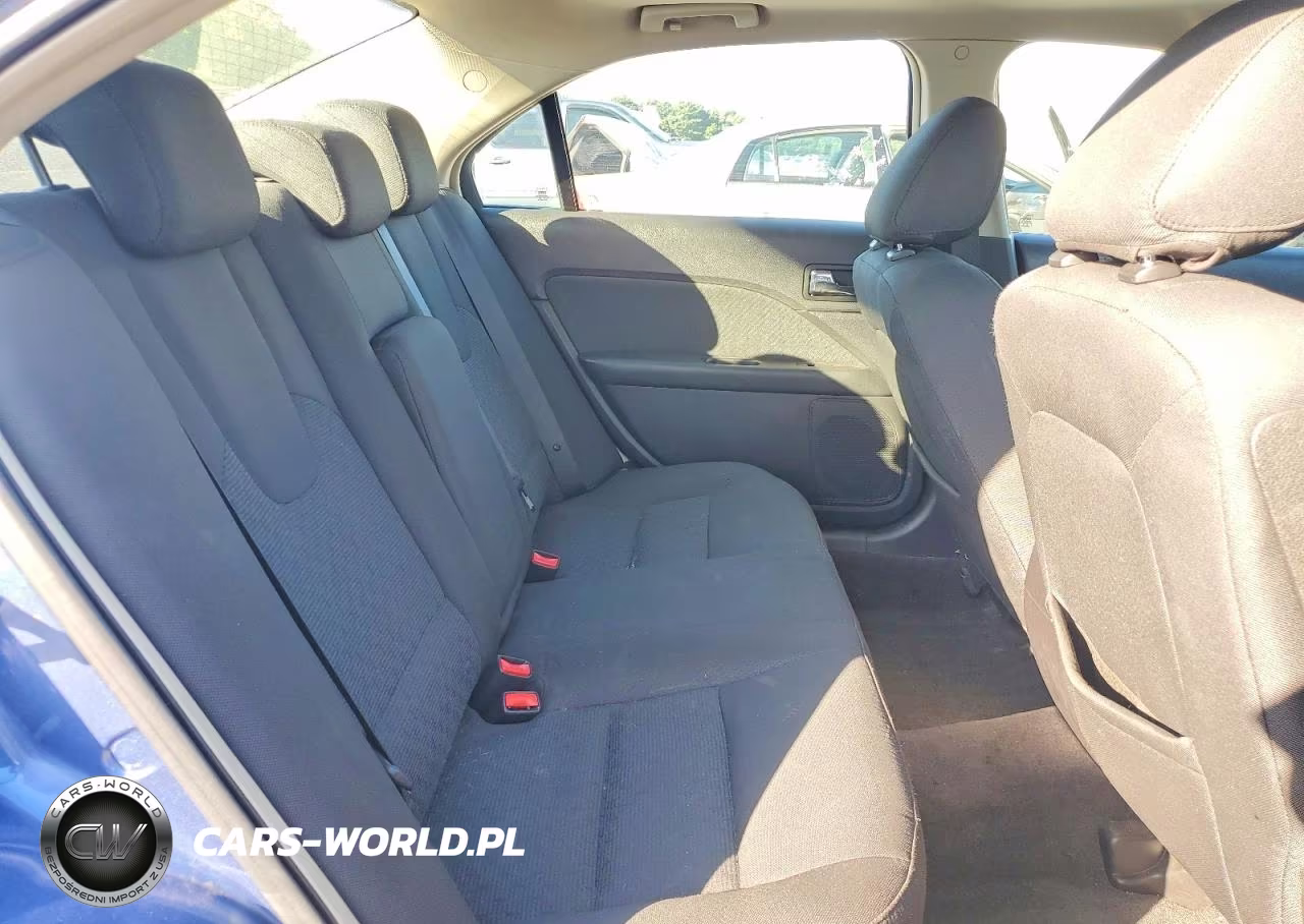 2010 Ford Fusion Se VIN:3FAHP0HG0AR248515 - 10
