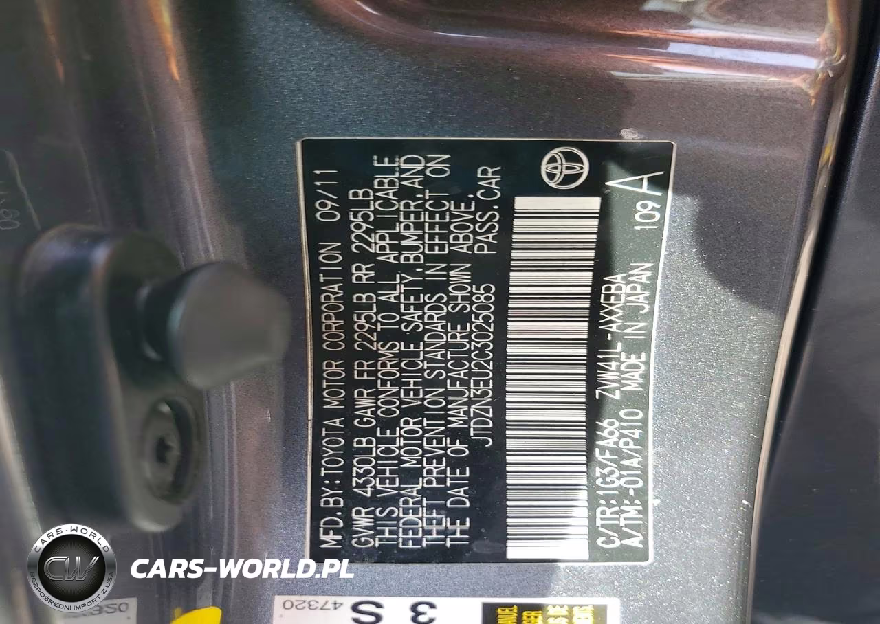 2012 Toyota Prius V Three VIN:JTDZN3EU2C3025085 - 13