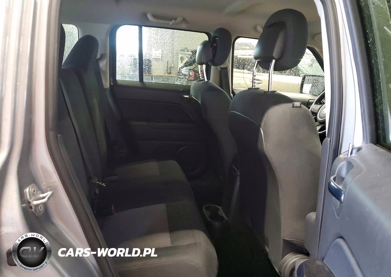 2015 Jeep Patriot Latitude VIN:1C4NJPFB8FD185730 - 11