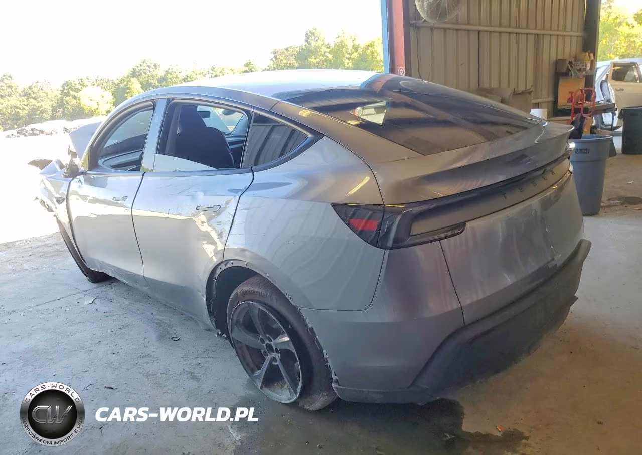 2026 Tesla Model Y VIN:7SAYGDED6TF431906 - 2
