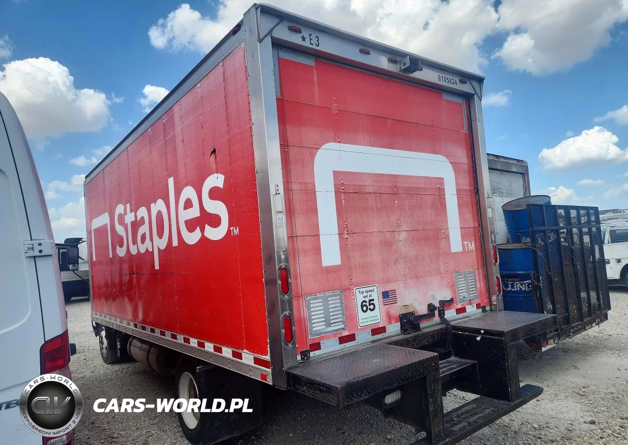 2018 Hino 195 Box Truck VIN:JHHSDM2H5JK006242 - 2
