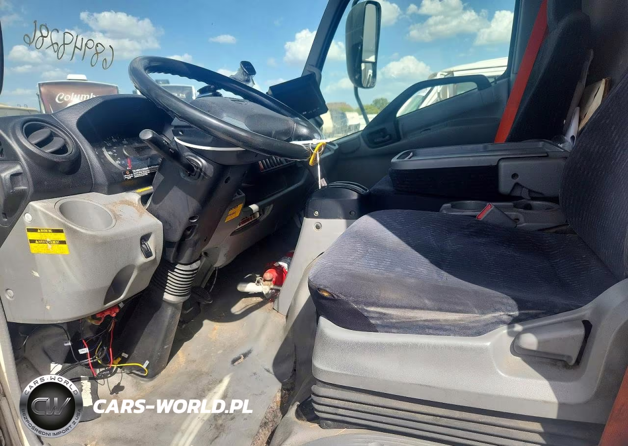 2018 Hino 195 Box Truck VIN:JHHSDM2H5JK006242 - 7