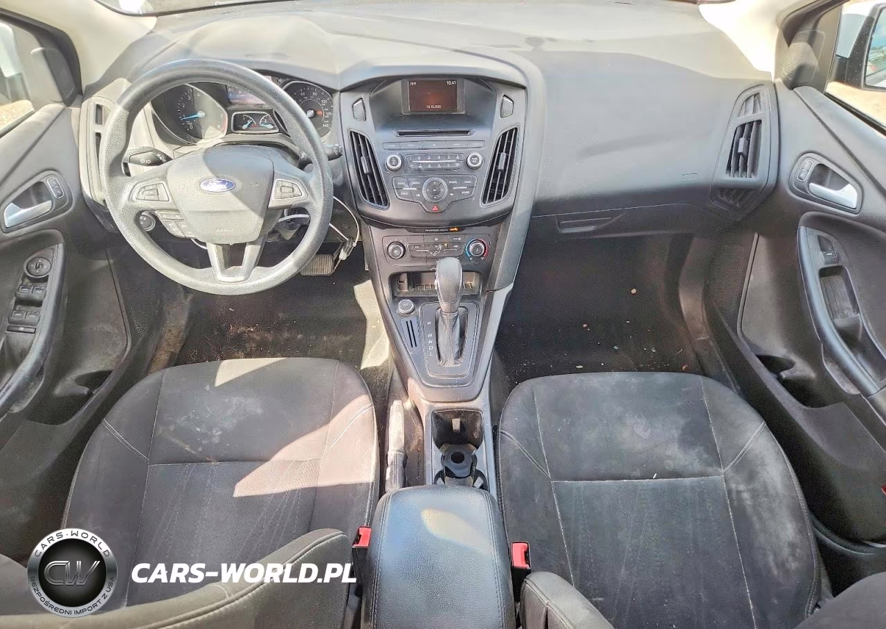 2017 Ford Focus Se VIN:1FADP3K27HL262823 - 8