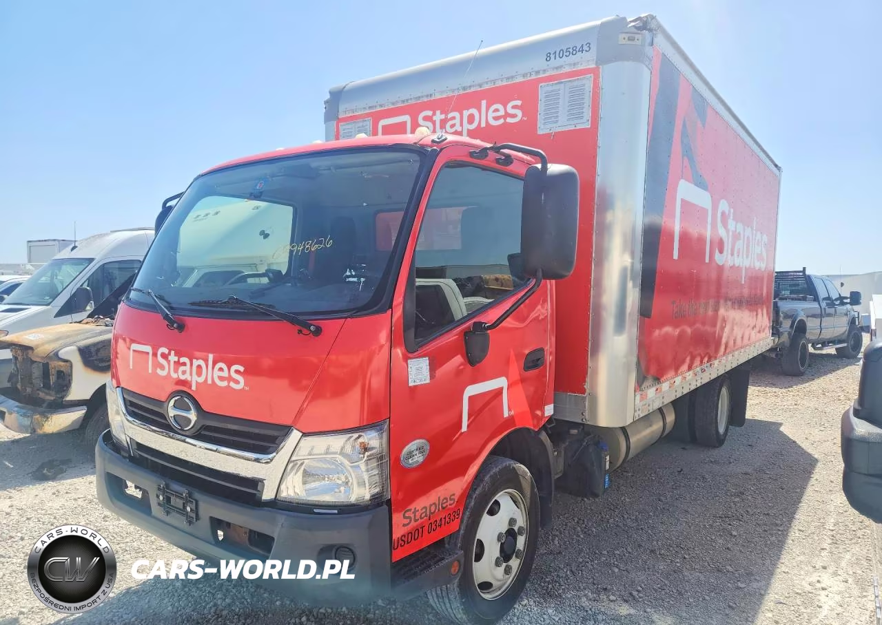 2018 Hino 195