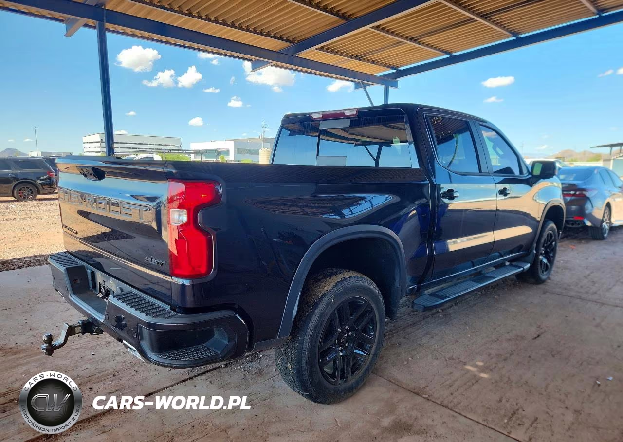 2022 Chev Silverado VIN:1GCUDEET1NZ602561 - 3