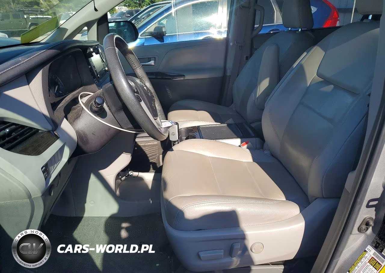 2018 Toyt Sienna Xle VIN:5TDDZ3DC2JS194638 - 7