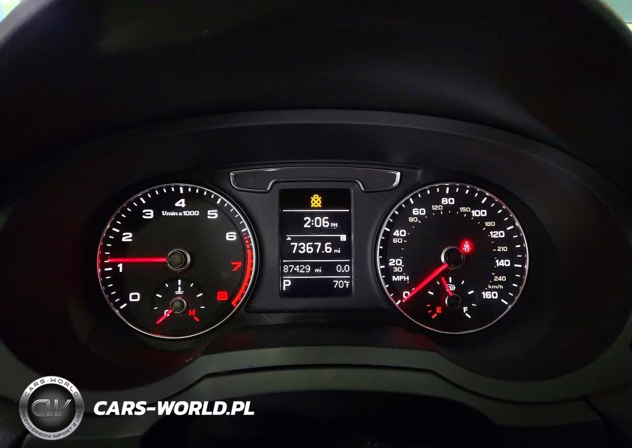 2018 Audi Q3 Premium VIN:WA1ECCFS7JR020079 - 9