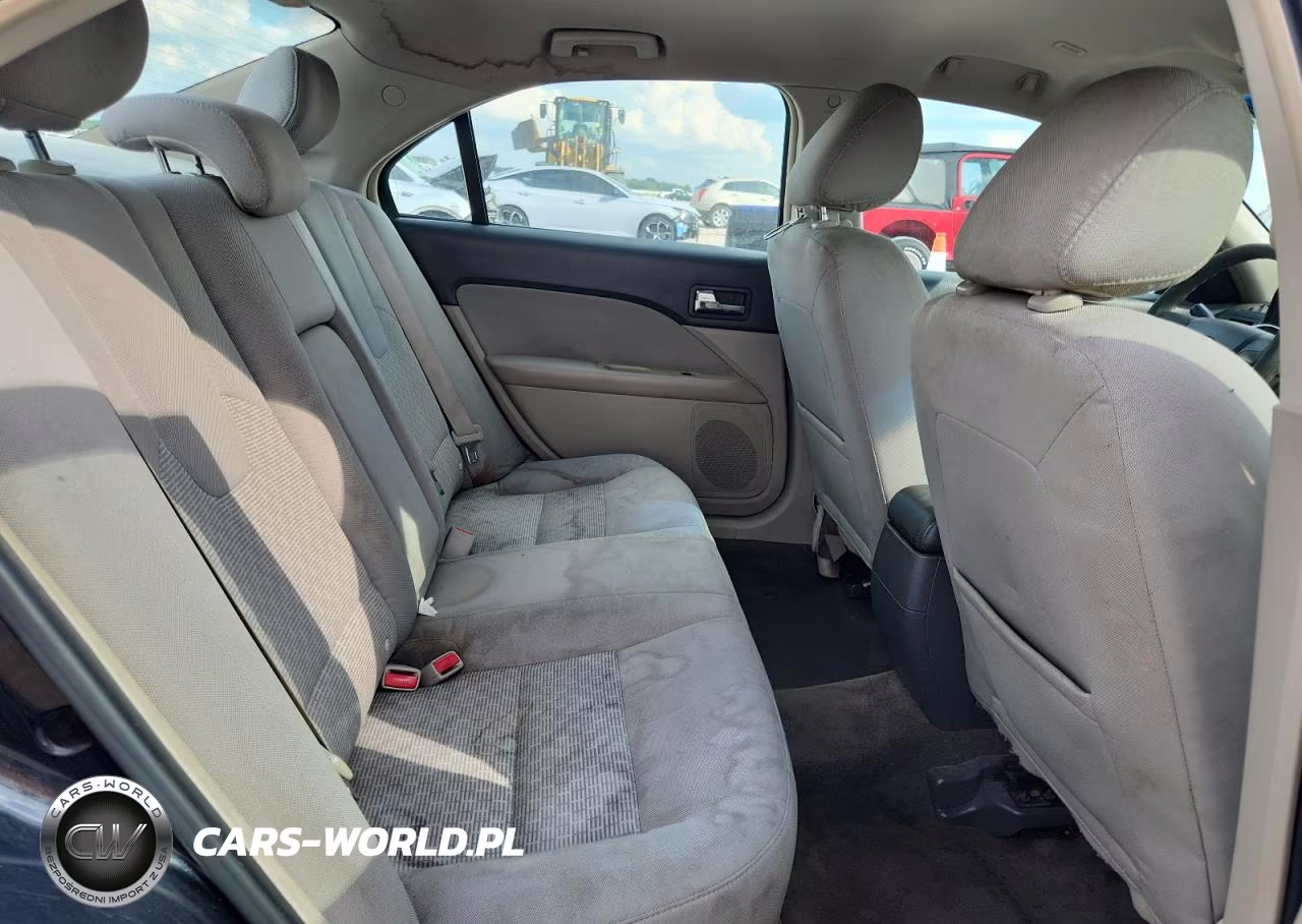 2011 Ford Fusion Se VIN:3FAHP0HA0BR125214 - 10
