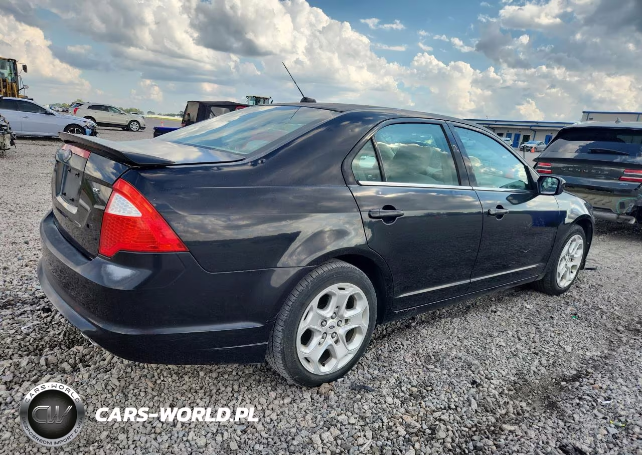 2011 Ford Fusion Se VIN:3FAHP0HA0BR125214 - 3