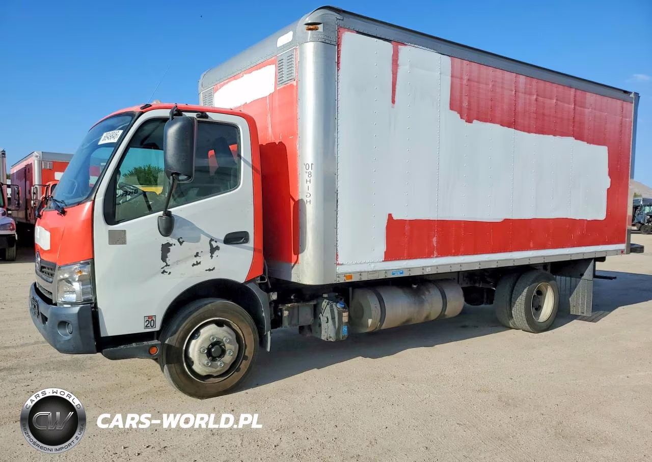 2018 Hino 195