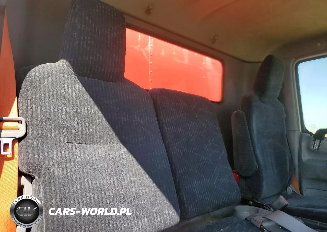2018 Hino 195 VIN:JHHSDM2H0JK006276 - 11