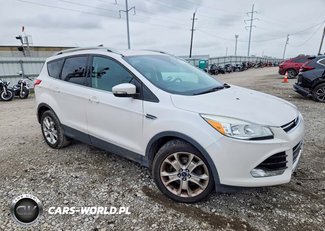 2016 Ford Escape Titanium VIN:1FMCU9J91GUB18317 - 4