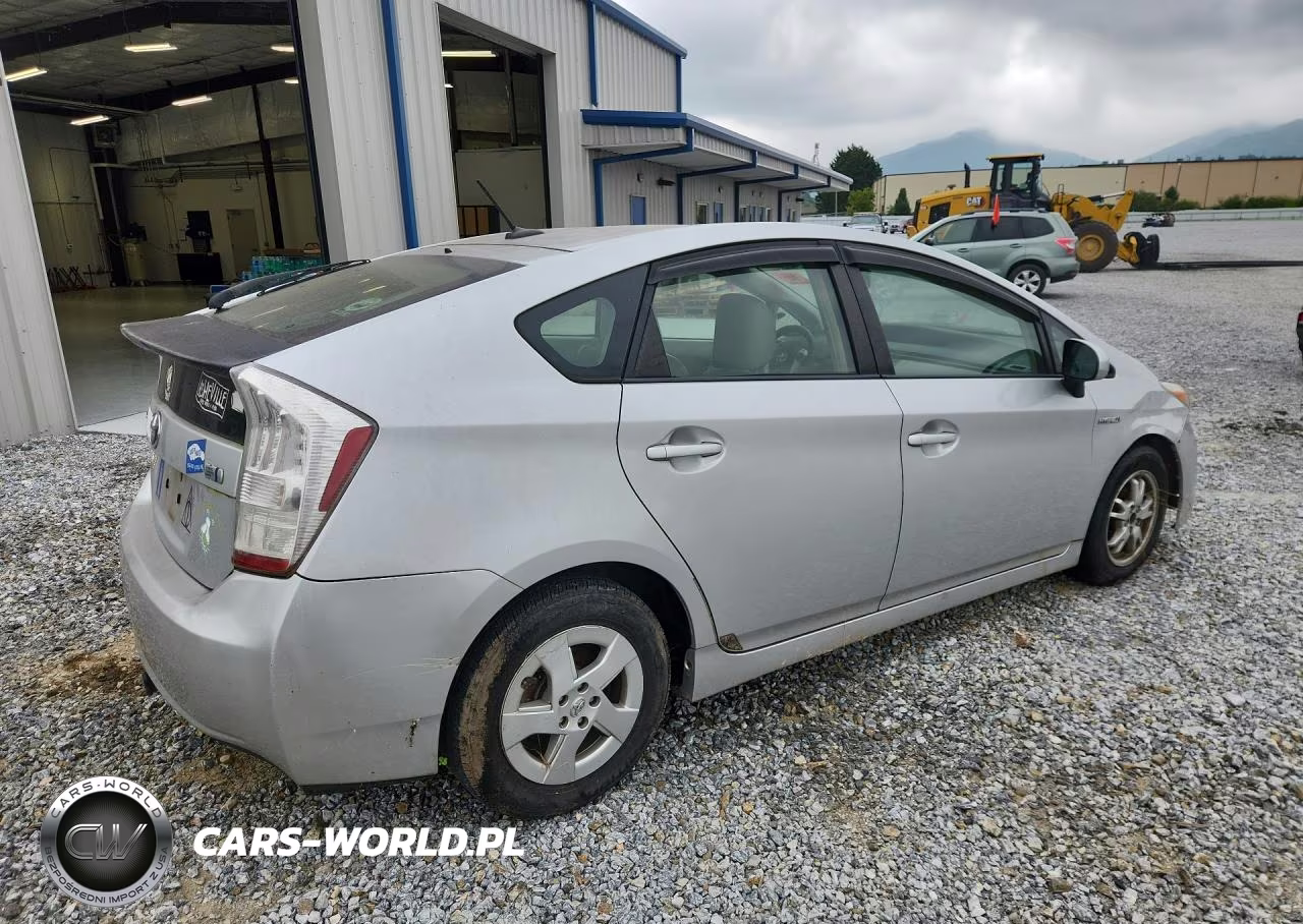2011 Toyota Prius Three VIN:JTDKN3DU5B0284415 - 3