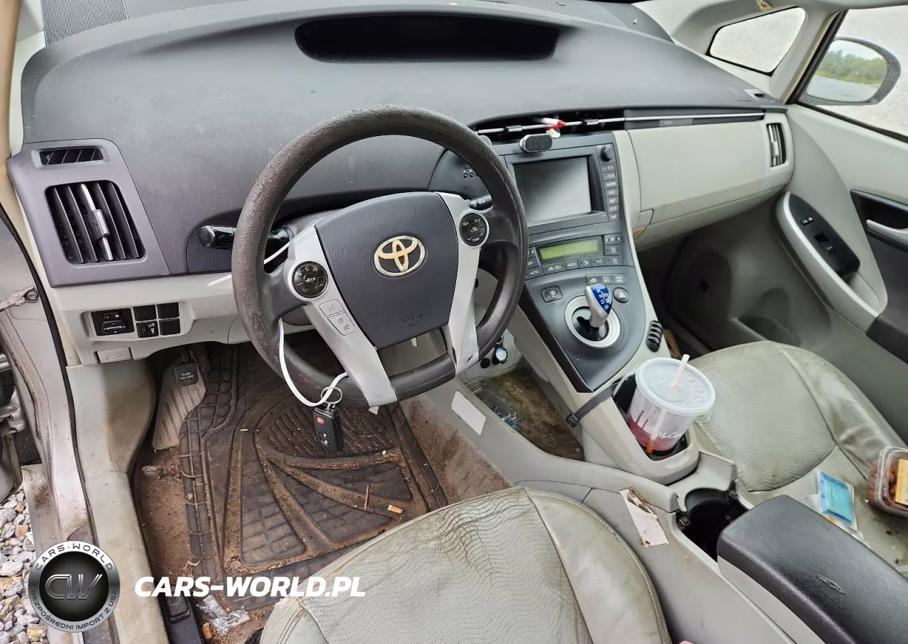 2011 Toyota Prius Three VIN:JTDKN3DU5B0284415 - 8