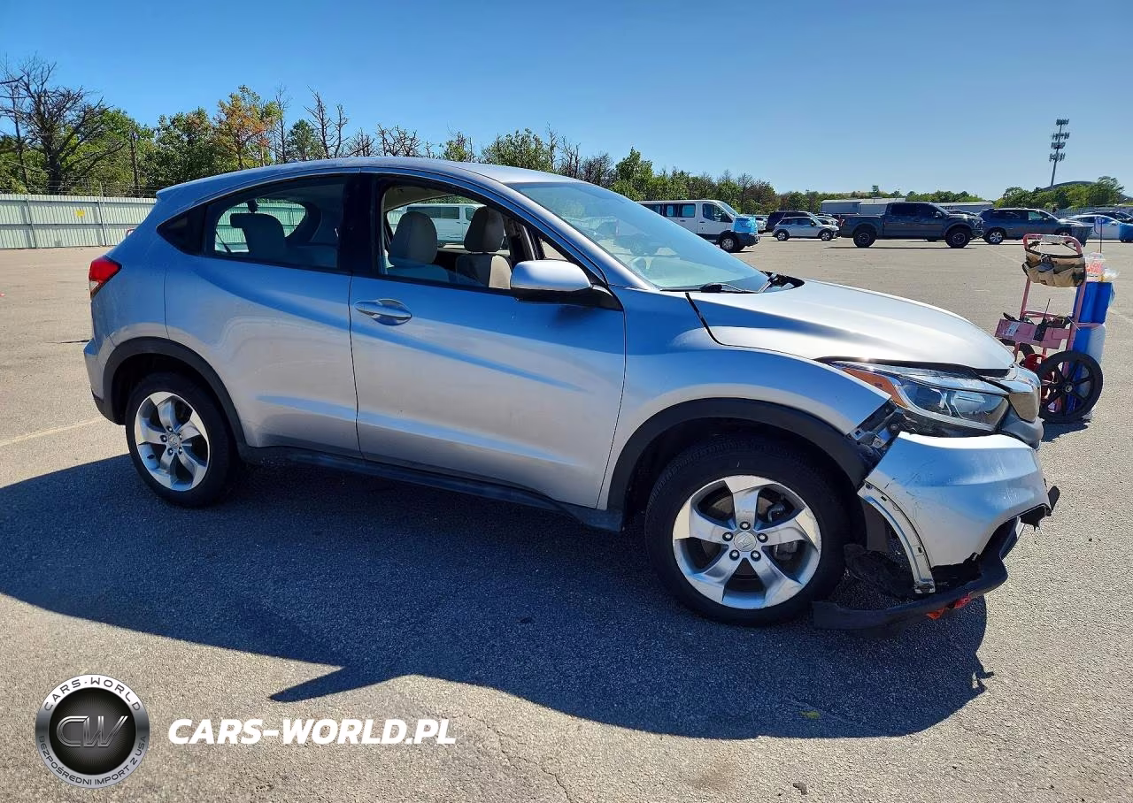 2020 Honda Hr-V Lx VIN:3CZRU6H33LG700960 - 4