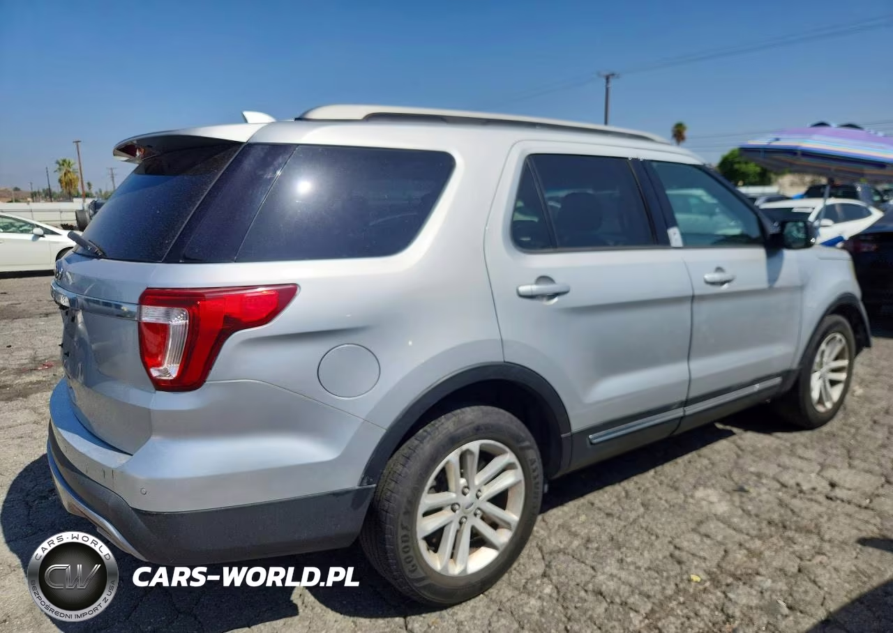 2016 Ford Explorer Xlt VIN:1FM5K7D85GGC05027 - 3