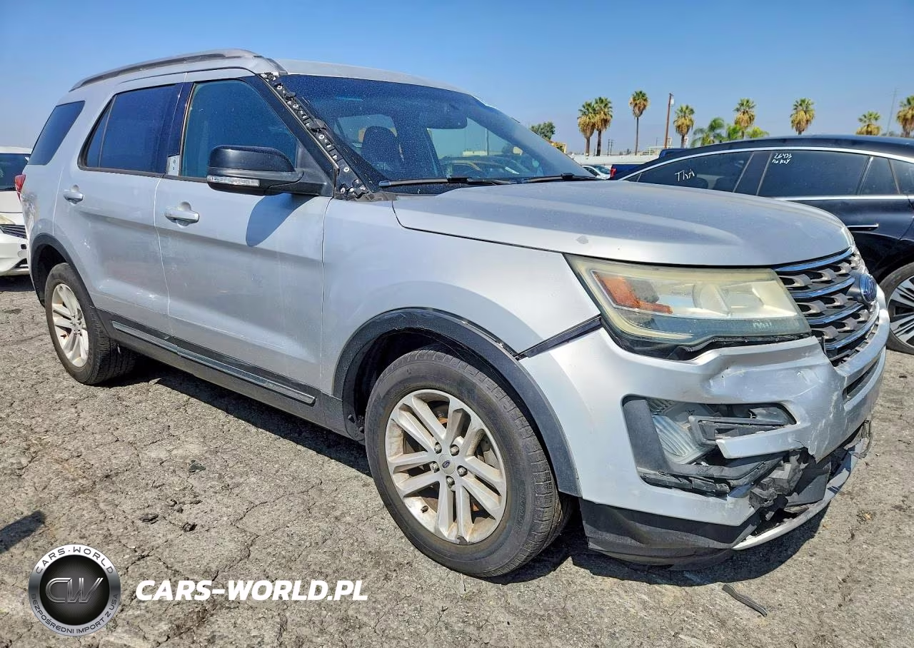 2016 Ford Explorer Xlt VIN:1FM5K7D85GGC05027 - 4