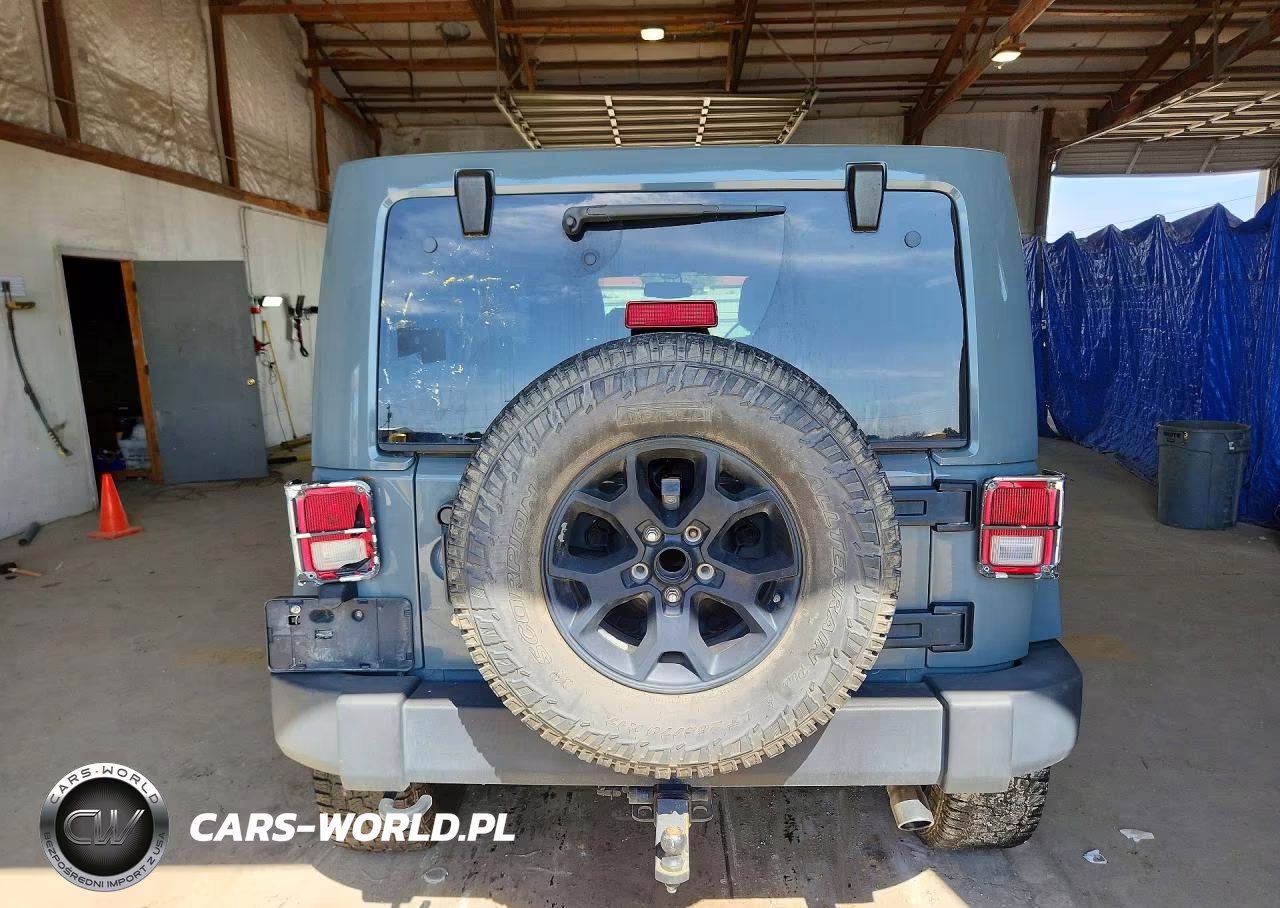 2014 Jeep Wrangler Unlimited Sahara VIN:1C4BJWEG7EL272923 - 6