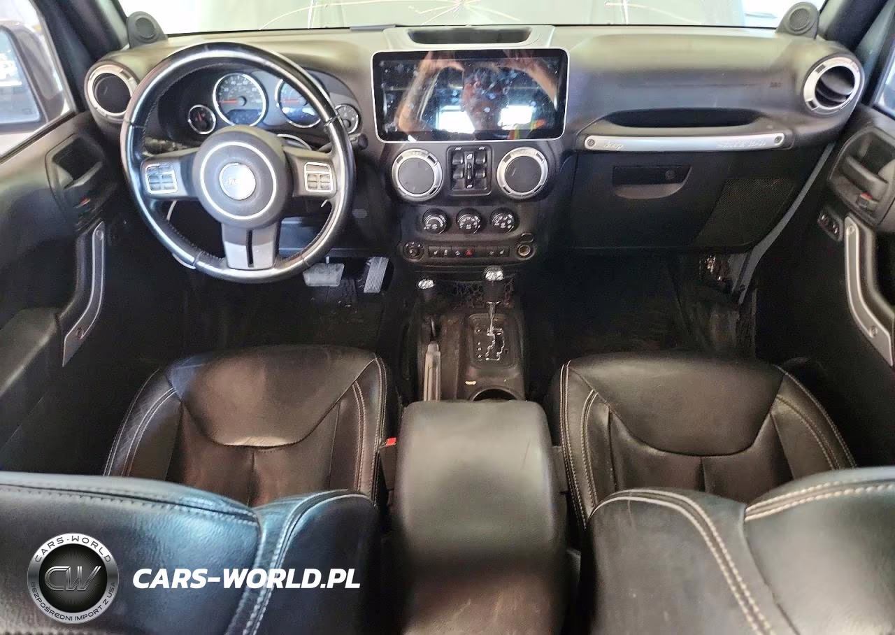 2014 Jeep Wrangler Unlimited Sahara VIN:1C4BJWEG7EL272923 - 8