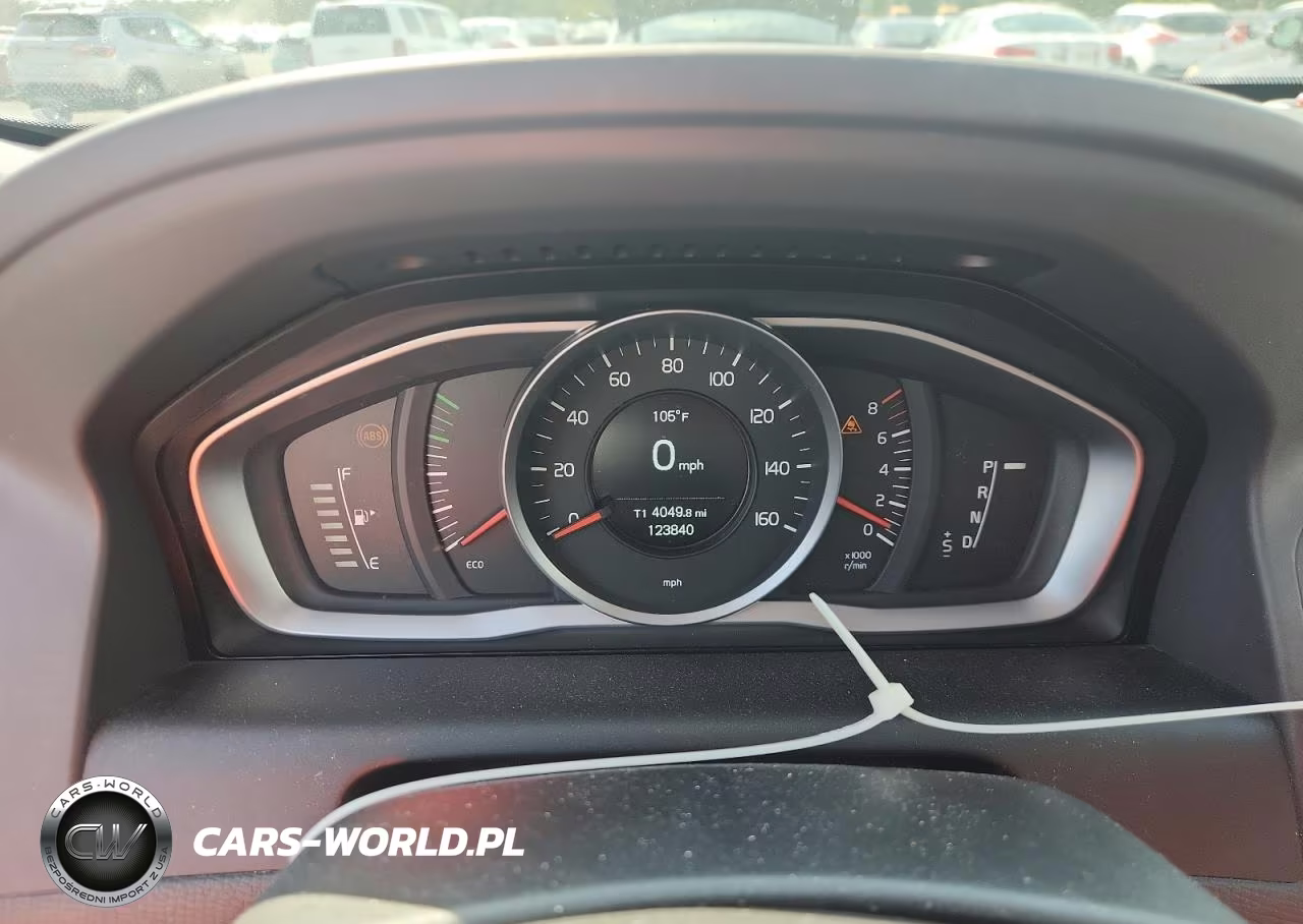 2015 Volvo Xc60 3.2 VIN:YV4952RA3F2600361 - 9