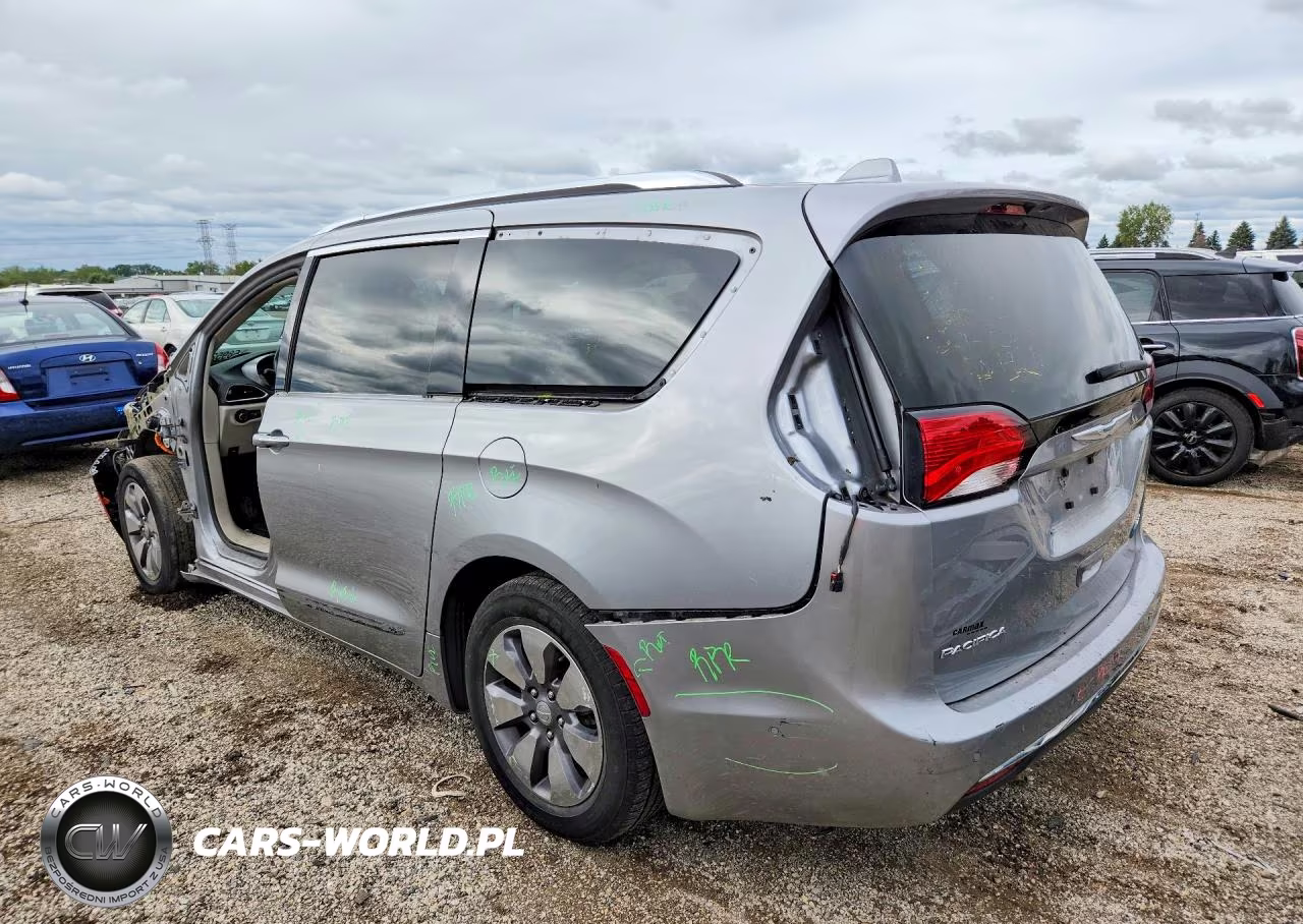 2017 Chrysler Pacifica Ehybrid Platinum VIN:2C4RC1N7XHR679738 - 2