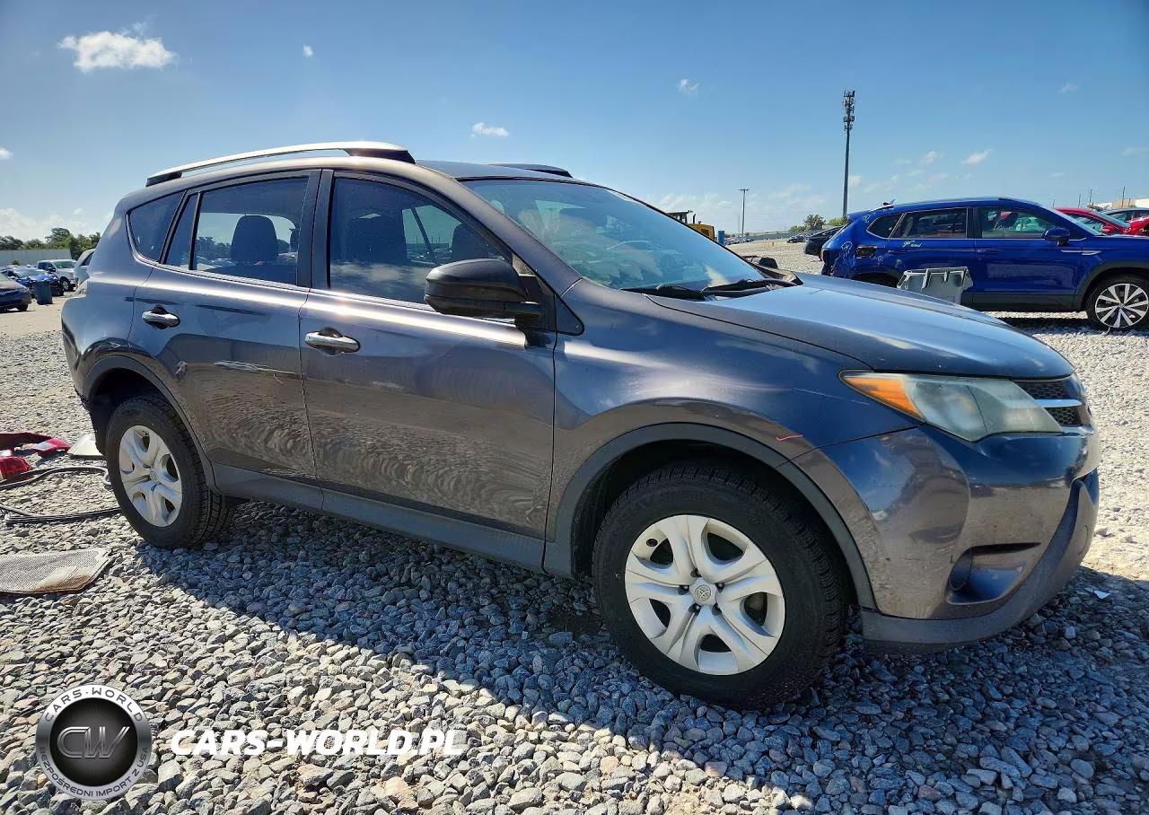 2015 Toyota Rav4 Le VIN:JTMZFREV4FJ040194 - 4