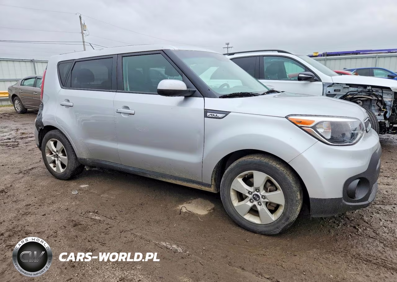 2019 Kia Soul Base VIN:KNDJN2A23K7011196 - 4